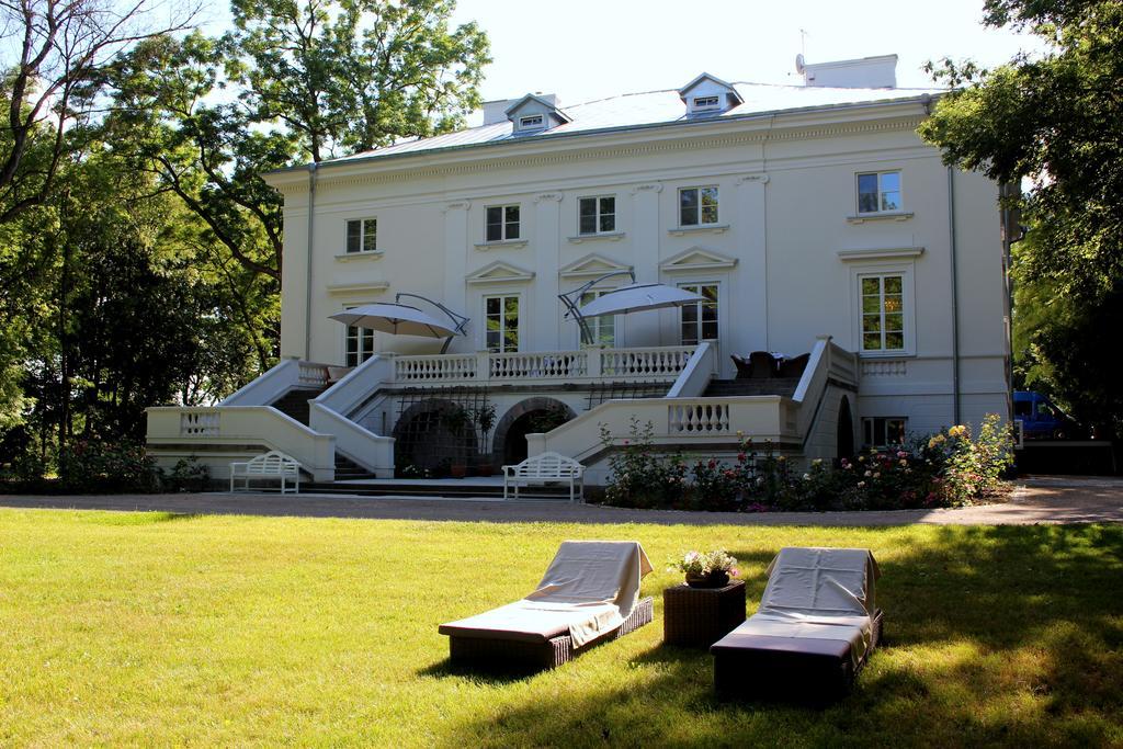 Palac Cielesnica Eksteriør billede